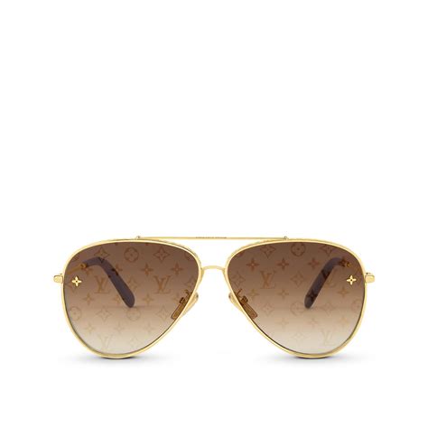 The LV Pilot Sunglasses S00 .